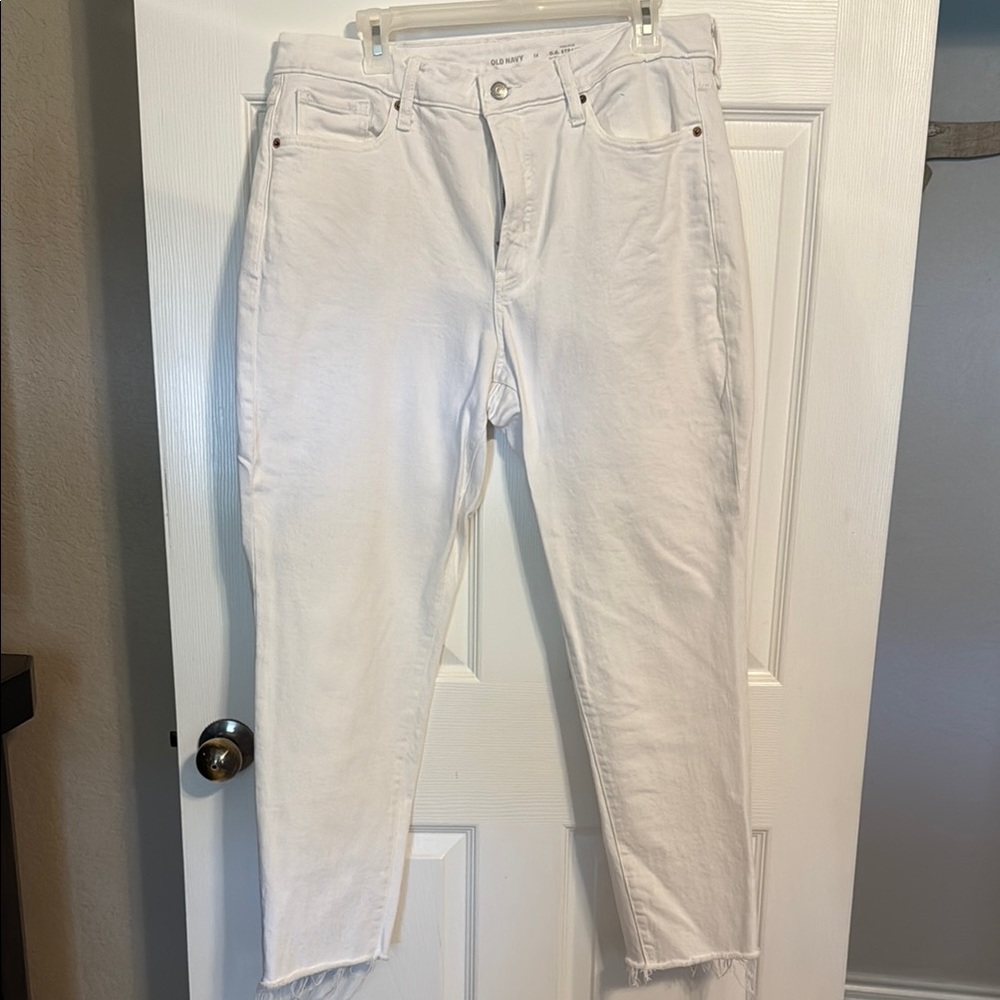 Old Navy White Ankle O G Straight Cropped Jeans size 14.